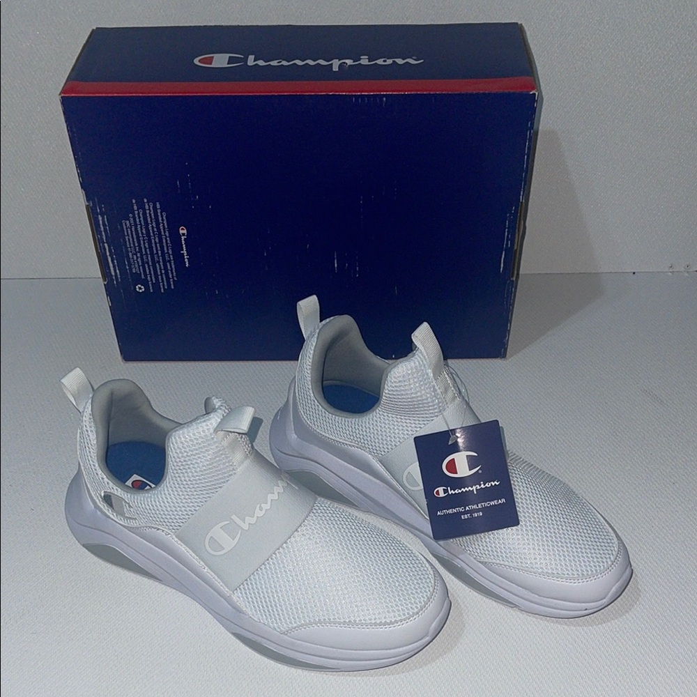 Champion womens Legend Lo White Mesh Sneakers 11 NWT